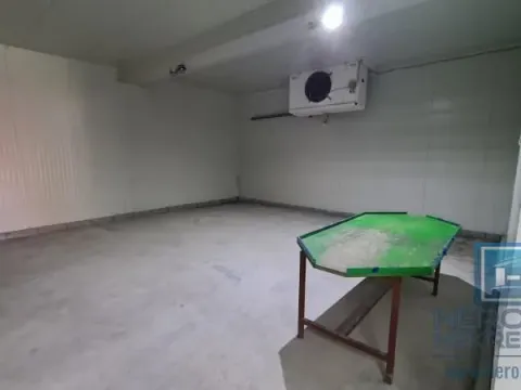 Sale, office space, 360m², Stropsko, Vranje - image 8