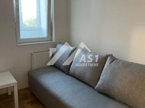 Izdavanje, jednosoban stan, 32m², Bulevar Evrope, Novi Sad Sve Podlokacije - image 4