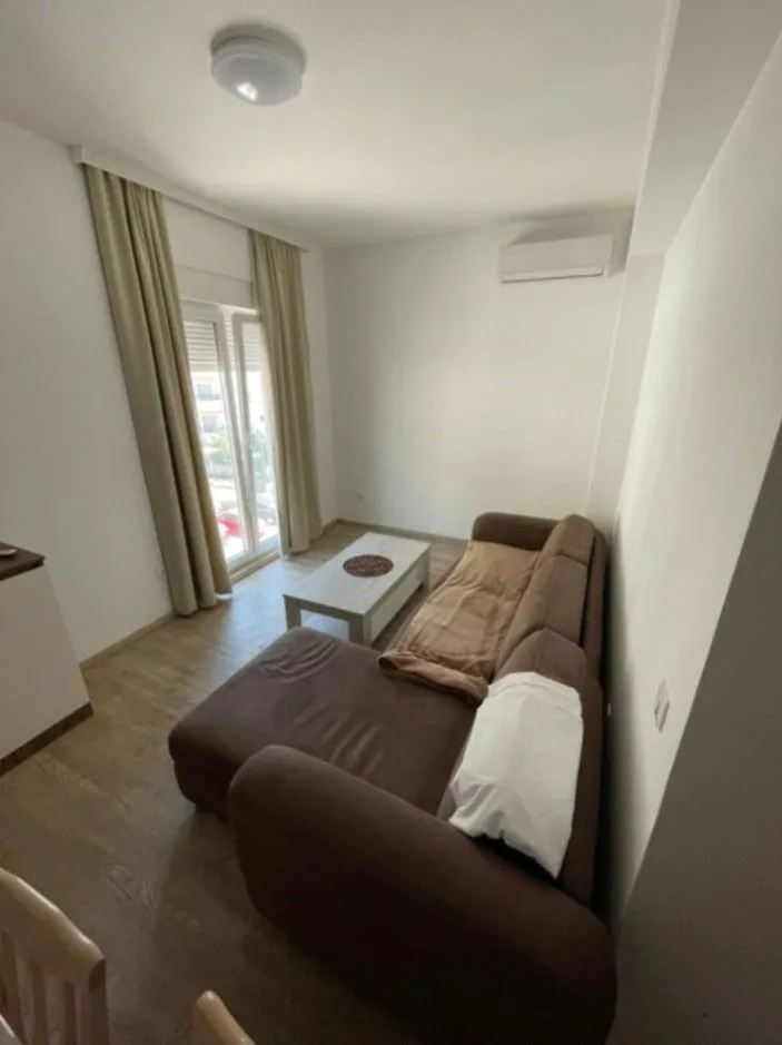 Stan-na-dan, jednosoban stan, 45m², Podkošljun, Budva