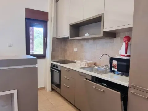 Prodaja, dvosoban stan, 130m², Bečići, Budva - image 4