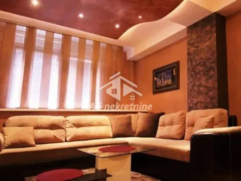 Rent, two bedroom apartment, 50m², Stari Grad, Beograd - image 3