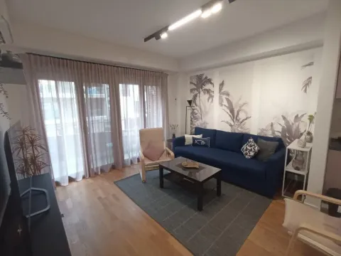 Izdavanje, jednosoban stan, 46m², Centar, Tivat - image 22