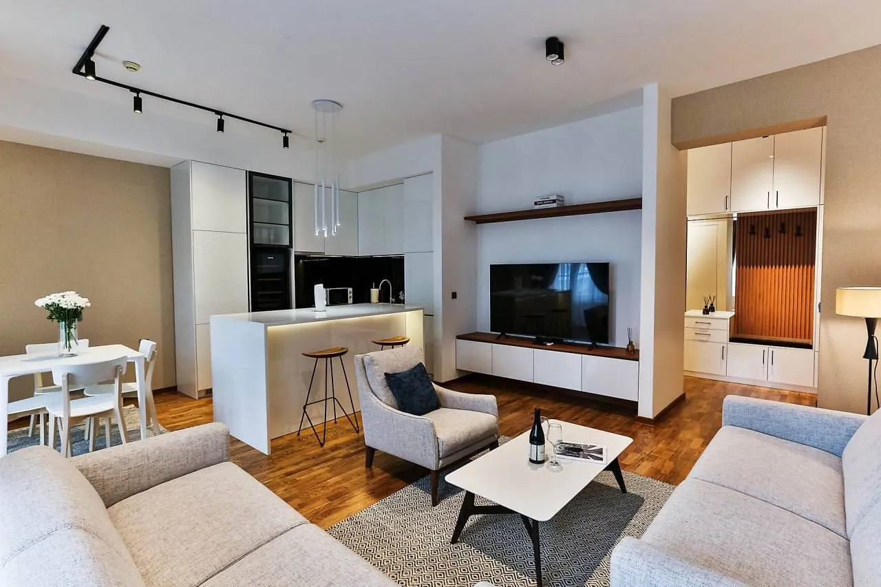 Rent, two bedroom apartment, 76m², Harmonija, Budva
