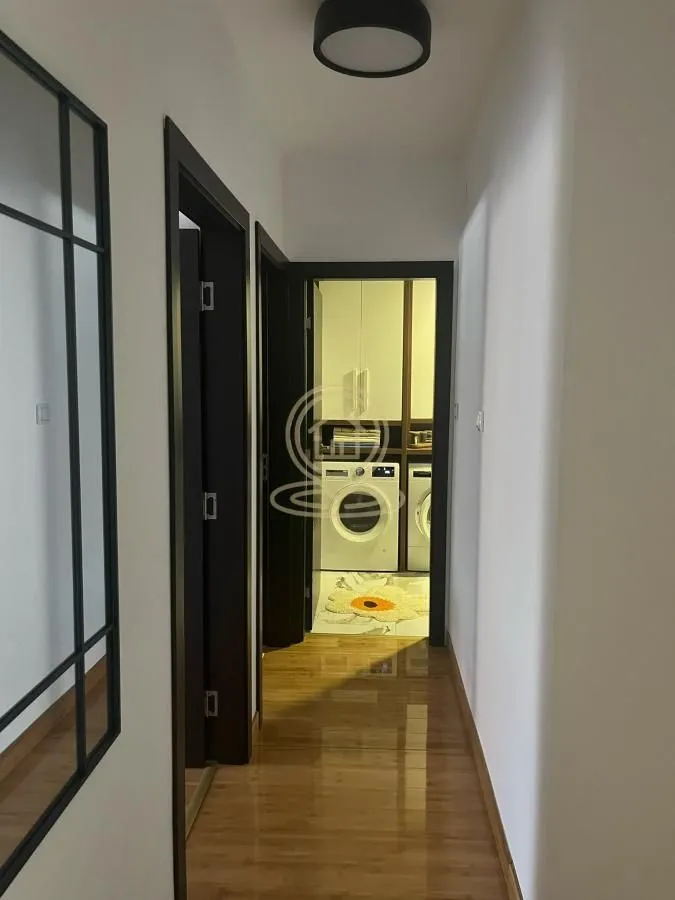 Prodaja, trosoban stan, 62m², Pantelej, Niš