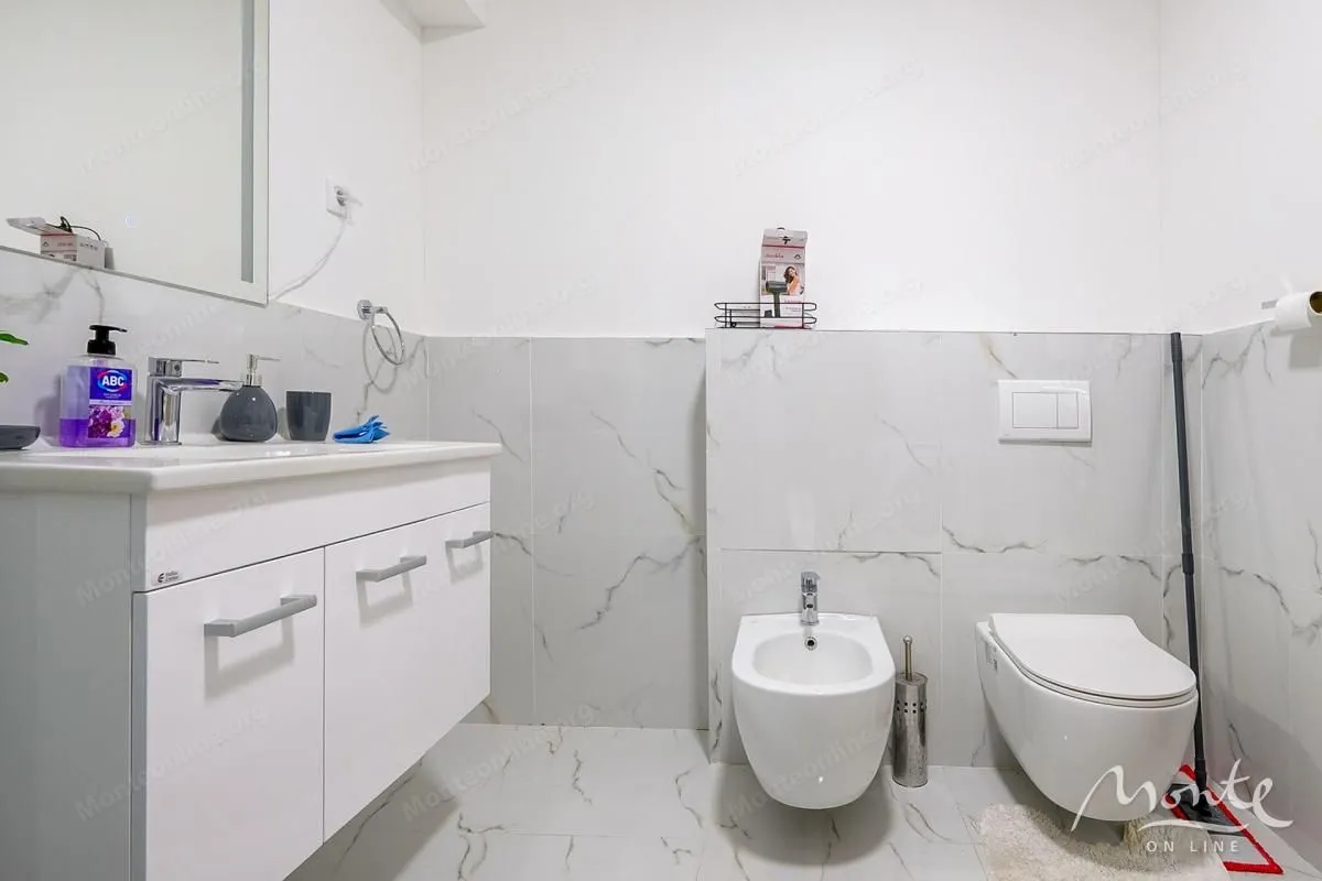 Prodaja, garsonjera, 57m², Rafailovići, Budva