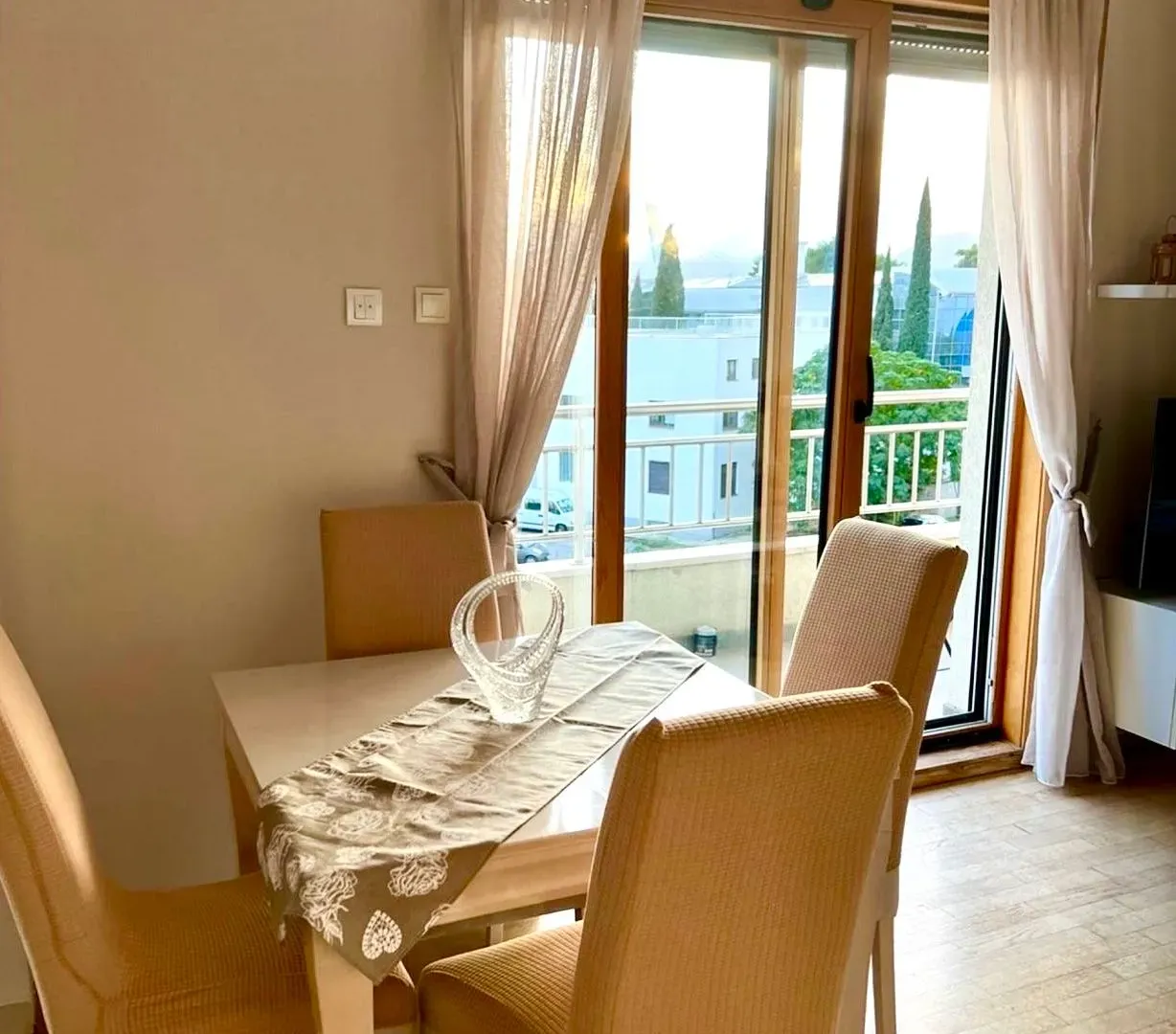 Rent, one bedroom apartment, 53m², Gorica C, Podgorica