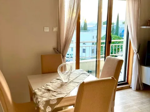 Izdavanje, jednosoban stan, 53m², Gorica C, Podgorica - image 4
