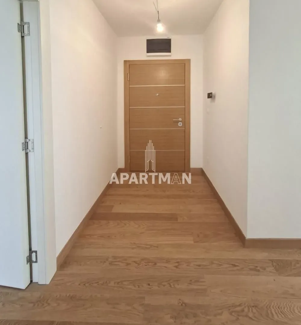 Prodaja, četvorosoban stan, 106m², Novi Beograd Blok 65, Novi Beograd Sve Podlokacije