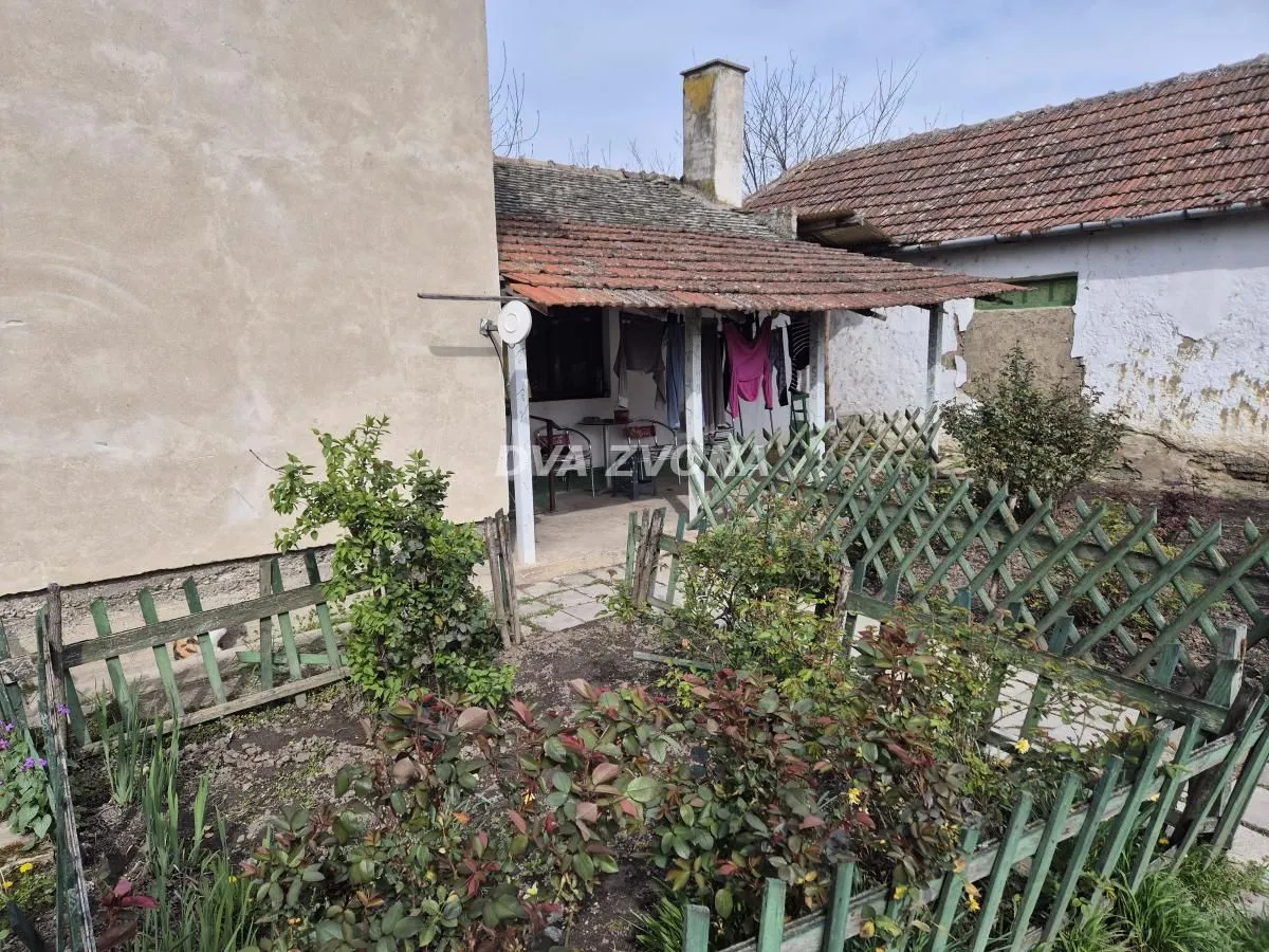 Prodaja, kuća, 146m², Novi Bečej, Zrenjanin