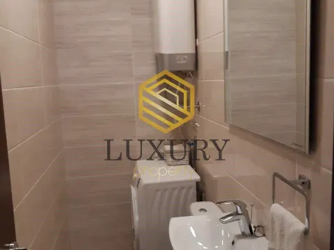 Izdavanje, jednosoban stan, 90m², Preko Morače, Podgorica - image 9