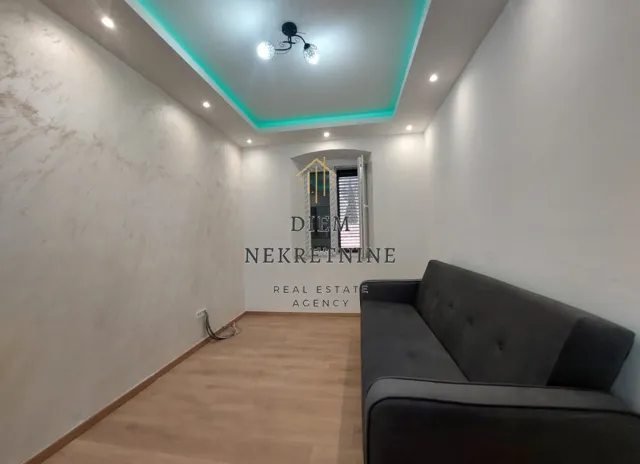 Rent, one bedroom apartment, 40m², Stari Grad Kotor, Kotor