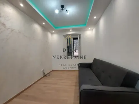 Rent, one bedroom apartment, 40m², Stari Grad Kotor, Kotor - image 10