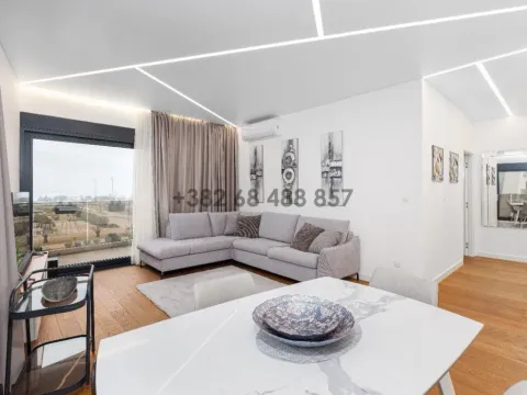 Prodaja, jednosoban stan, 77m², Soho City, Bar - image 4