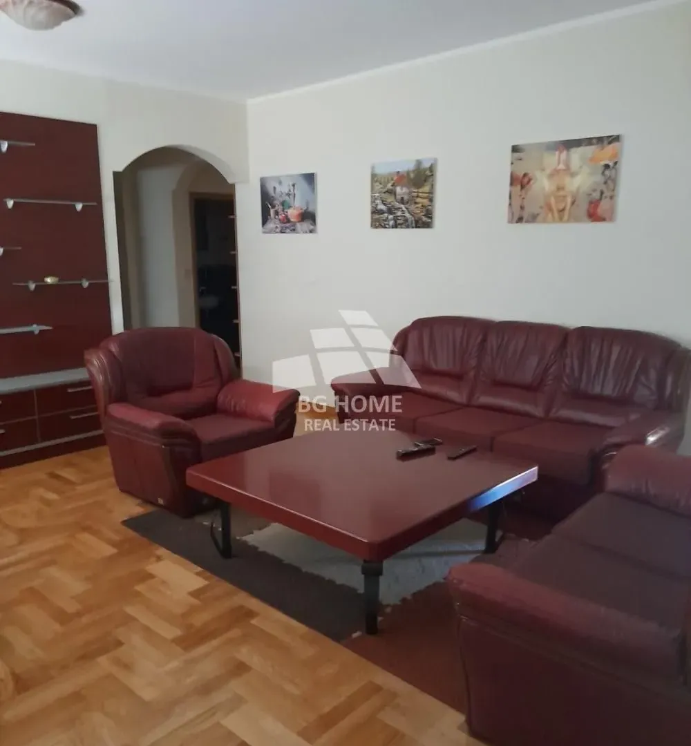 Izdavanje, trosoban stan, 80m², Južni Bulevar, Vračar Sve Podlokacije