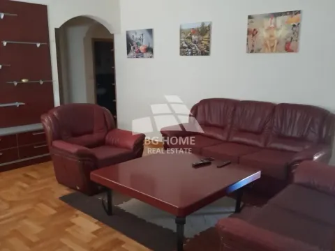 Stan in Južni Bulevar