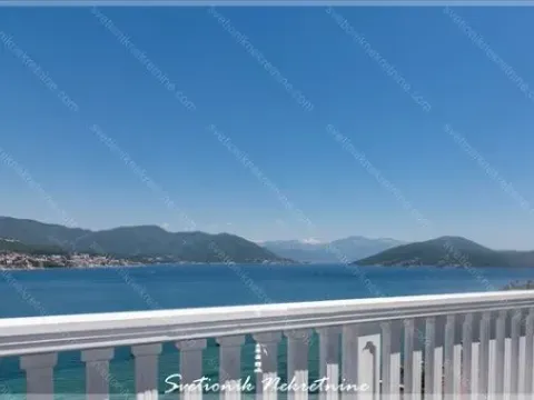 Prodaja, dvosoban stan, 93m², Njivice, Herceg Novi - image 2