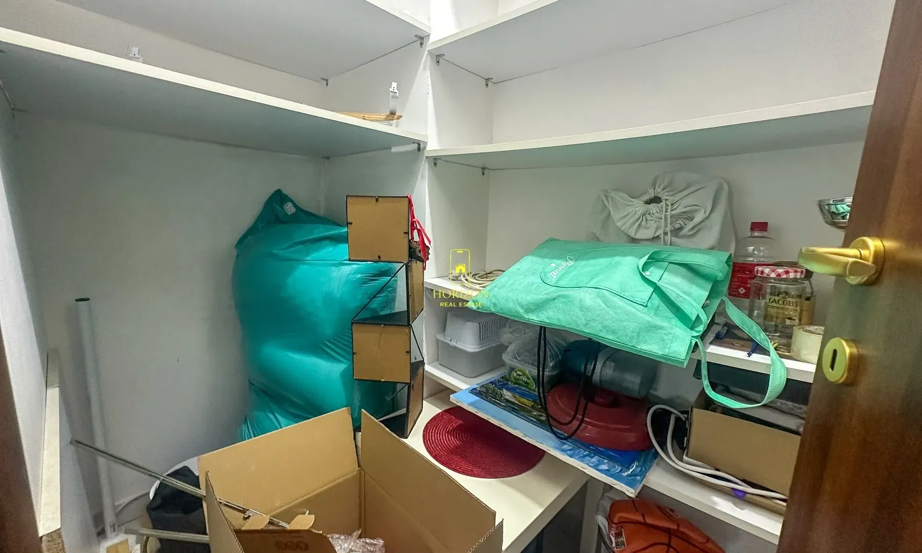 Prodaja, dvosoban stan, 72m², Momišići, Podgorica