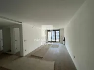 Prodaja, četvorosoban stan, 122m², Vračar Centar, Vračar Sve Podlokacije - image 2