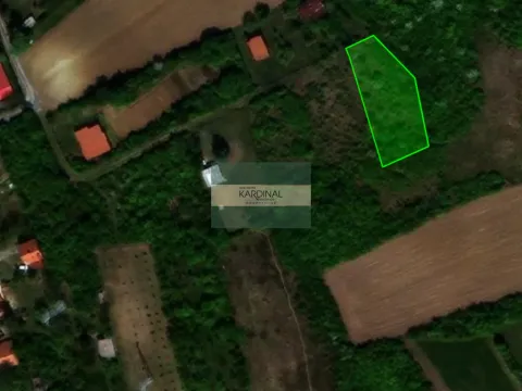 Zemljište in Mala Moštanica