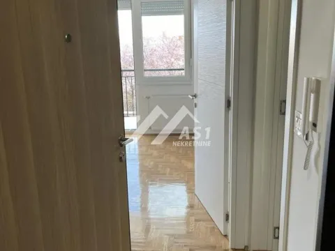 Rent, one bedroom apartment, 34m², Telep, Novi Sad Sve Podlokacije - image 4