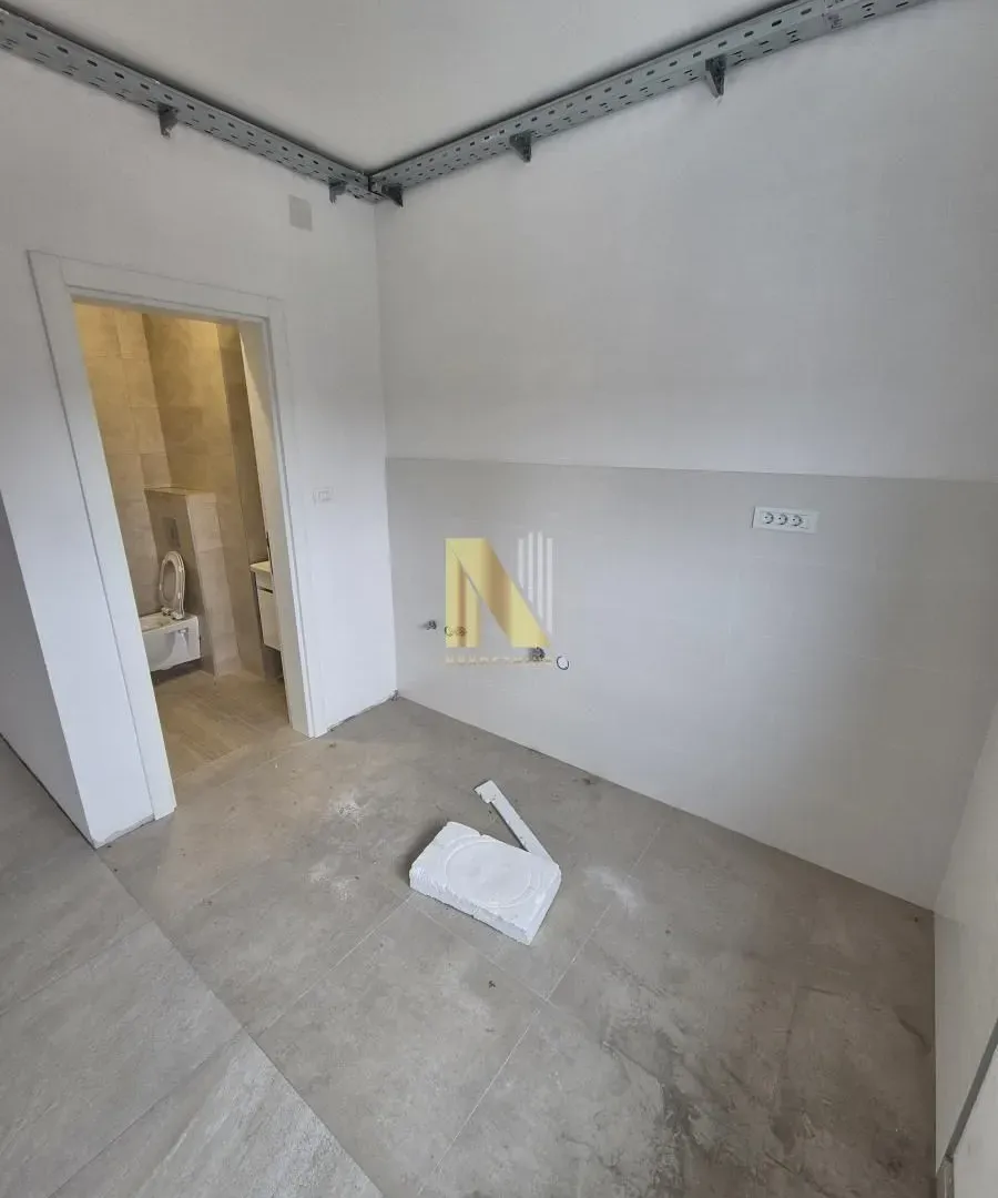 Sale, office space, 650m², Petrovaradin, Novi Sad