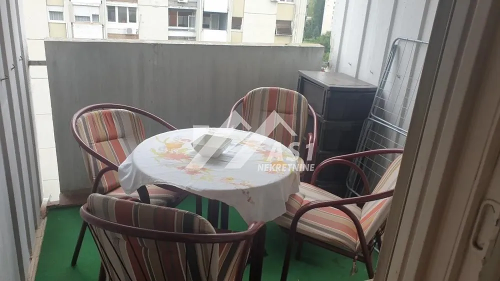 Izdavanje, trosoban stan, 65m², Grbavica, Novi Sad Sve Podlokacije