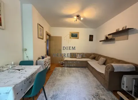 Rent, two bedroom apartment, 70m², Centar, Podgorica - image 8