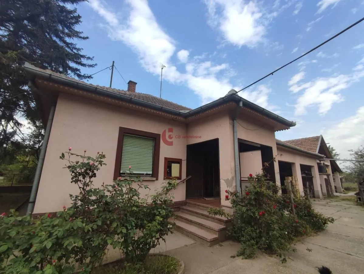 Prodaja, kuća, 193m², Hajdukovo, Subotica