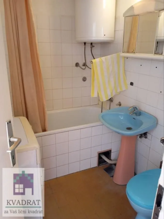Izdavanje, jednosoban stan, 43m², Obrenovac, Beograd