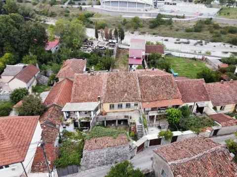 Prodaja, kuća, 105m², Stara Varoš, Podgorica - image 3
