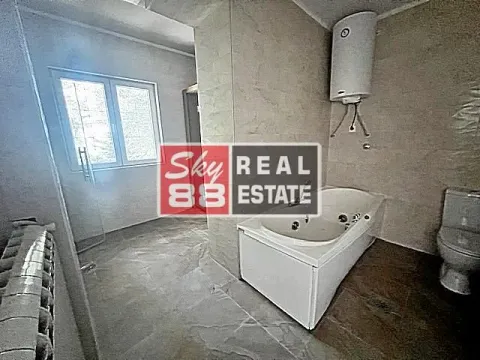 Izdavanje, kuća, 375m², Senjak, Beograd - image 18