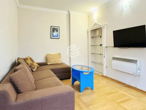 Izdavanje, jednosoban stan, 55m², Preko Morače, Podgorica - image 1