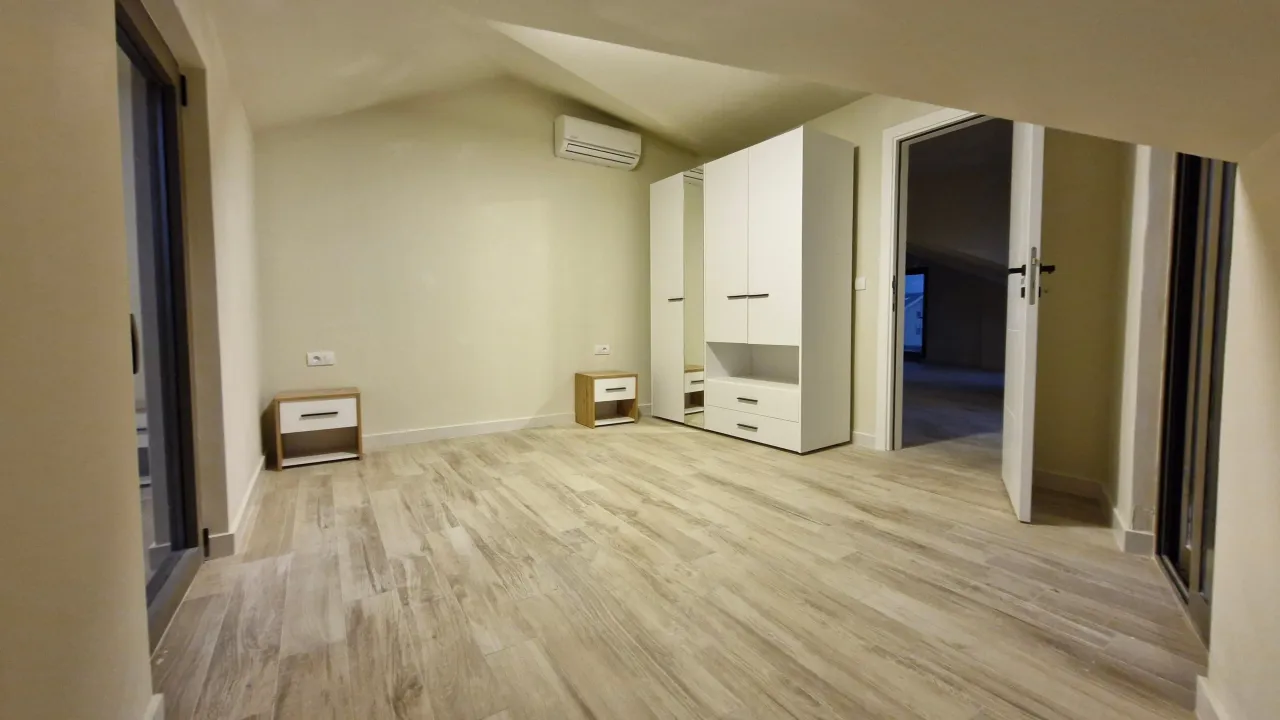 Sale, two bedroom apartment, 90m², Dumidran, Tivat