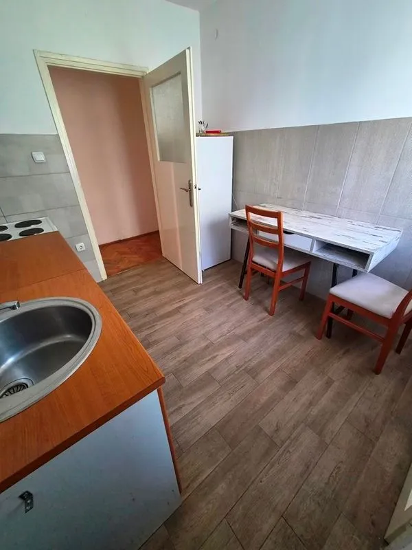 Sale, two bedroom apartment, 50m², Karaburma, Palilula Sve Podlokacije