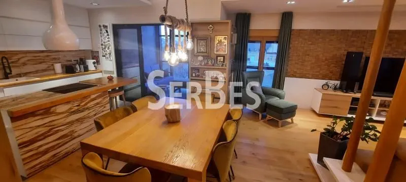 Prodaja, četvorosoban stan, 132m², Novi Sad Sve Podlokacije, Novi Sad