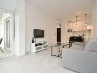 Rent, one bedroom apartment, 46m², Dubovica, Budva - image 8