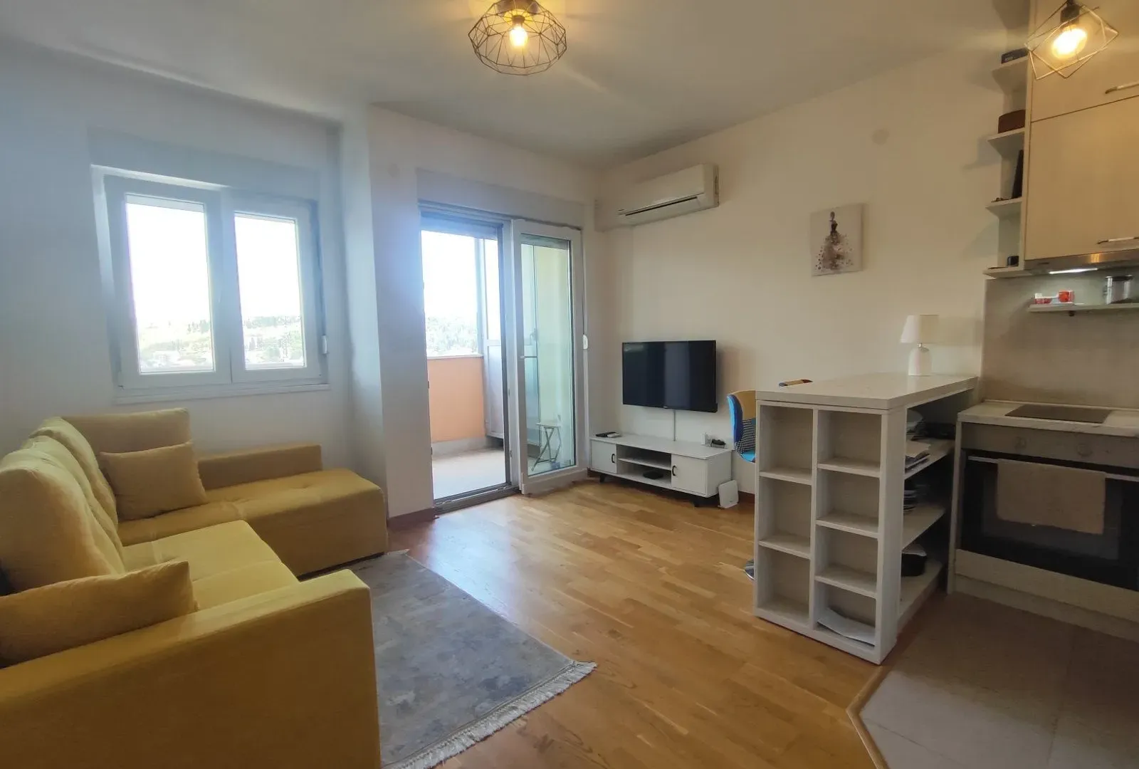 Rent, studio apartment, 27m², Zagorič, Podgorica