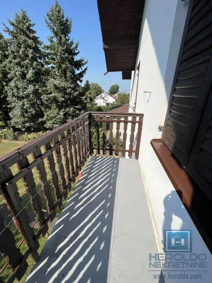 Prodaja, kuća, 353m², Budžino brdo, Jagodina