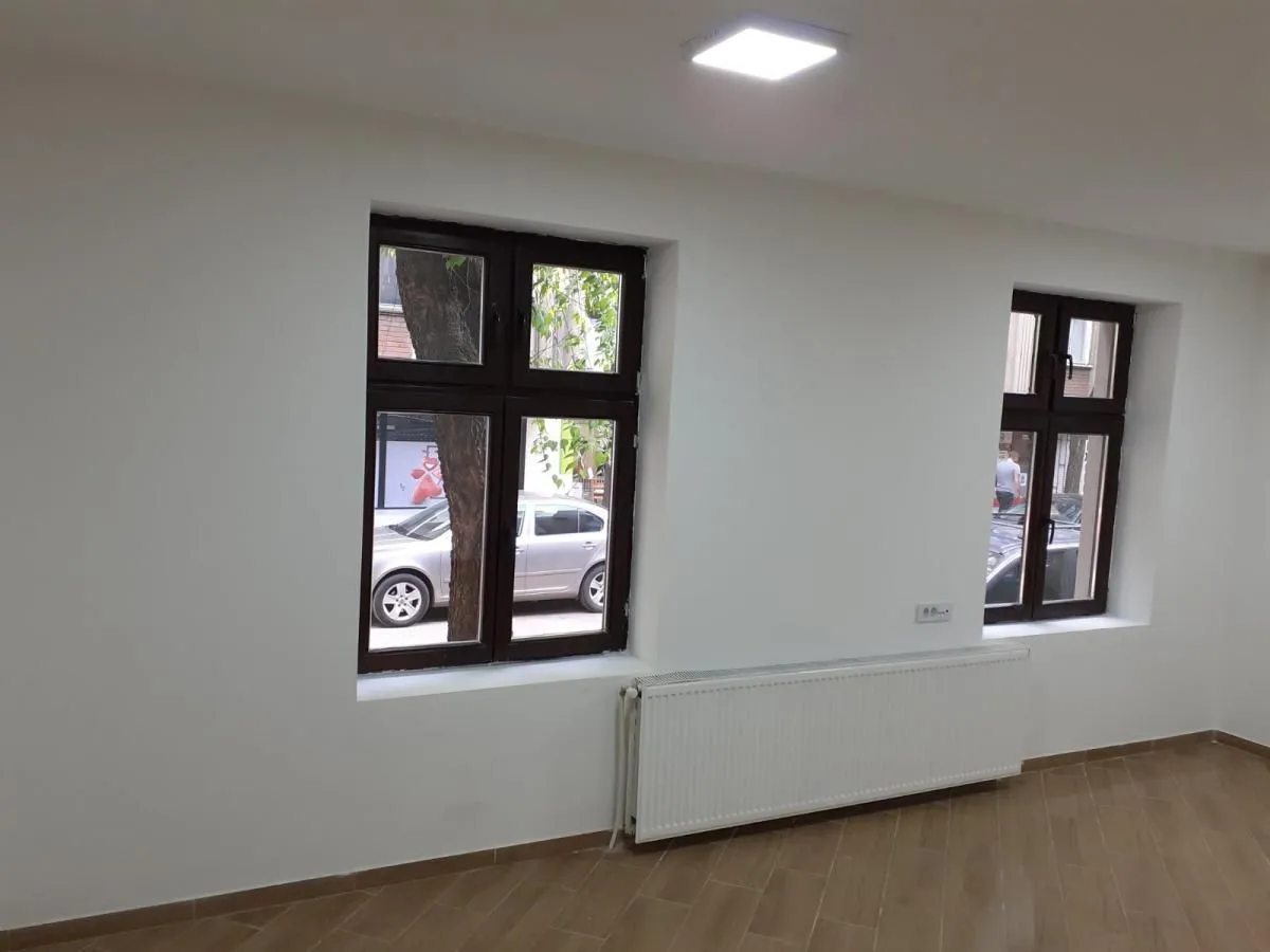 Rent, office space, 270m², Centar, Niš