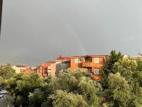 Rent, two bedroom apartment, 53m², Maslinjak, Budva - image 11