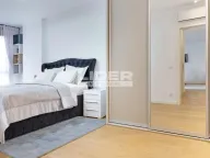 Izdavanje, trosoban stan, 88m², Savski Venac, Beograd - image 15