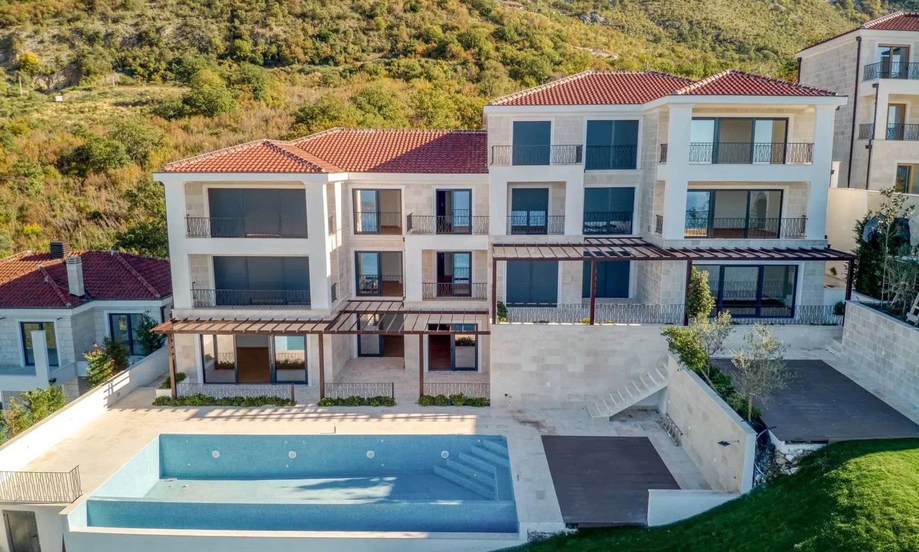 Sale, three bedroom apartment, 92m², Tudorovići, Budva