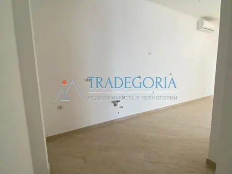 Prodaja, trosoban stan, 227m², Dobra Voda, Bar - image 10