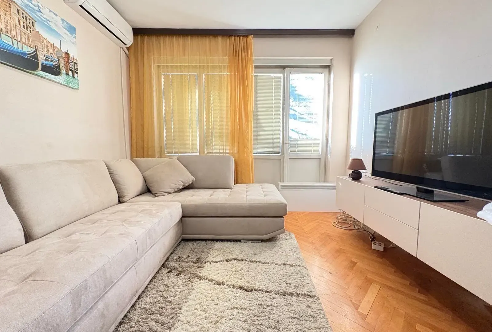 Rent, two bedroom apartment, 63m², Autobuska stanica, Podgorica