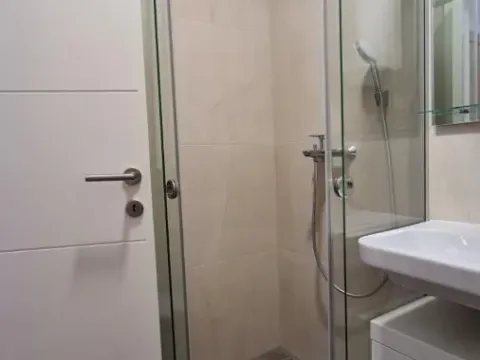 Izdavanje, dvosoban stan, 45m², Podbara, Novi Sad Sve Podlokacije - image 11