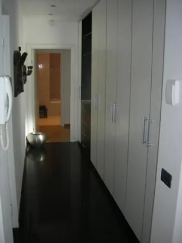 Izdavanje, trosoban stan, 84m², Vračar Hram, Vračar Sve Podlokacije