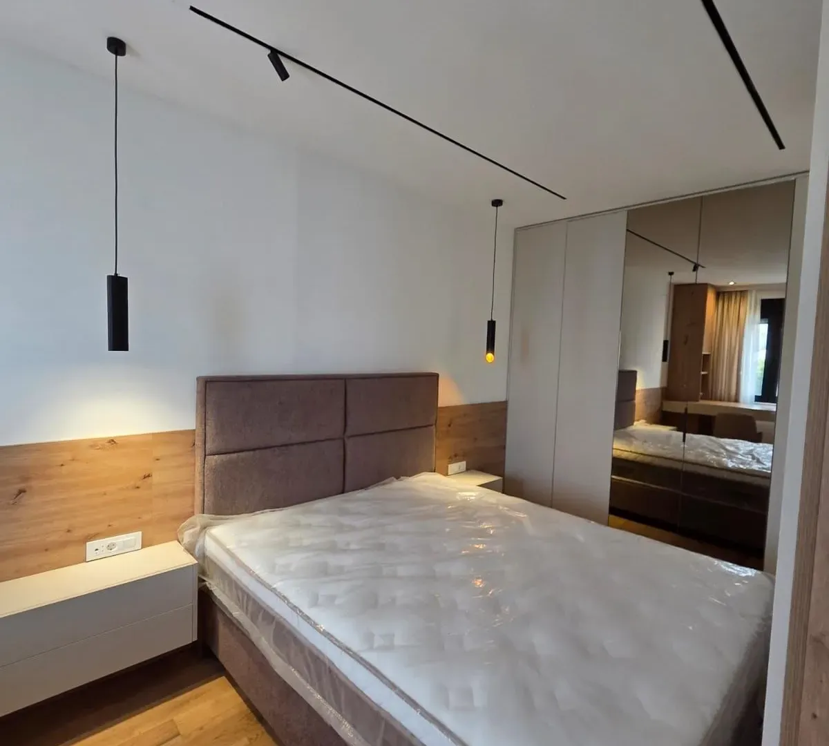 Izdavanje, jednosoban stan, 51m², City Kvart, Podgorica