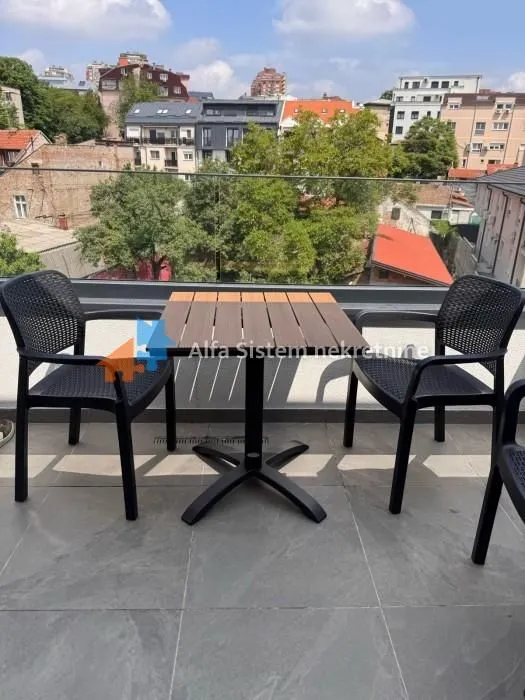 Izdavanje, trosoban stan, 65m², Kalenić Pijaca, Vračar Sve Podlokacije