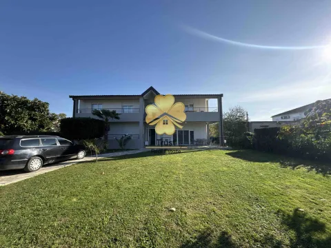 Izdavanje, kuća, 180m², Vranići, Podgorica - image 2