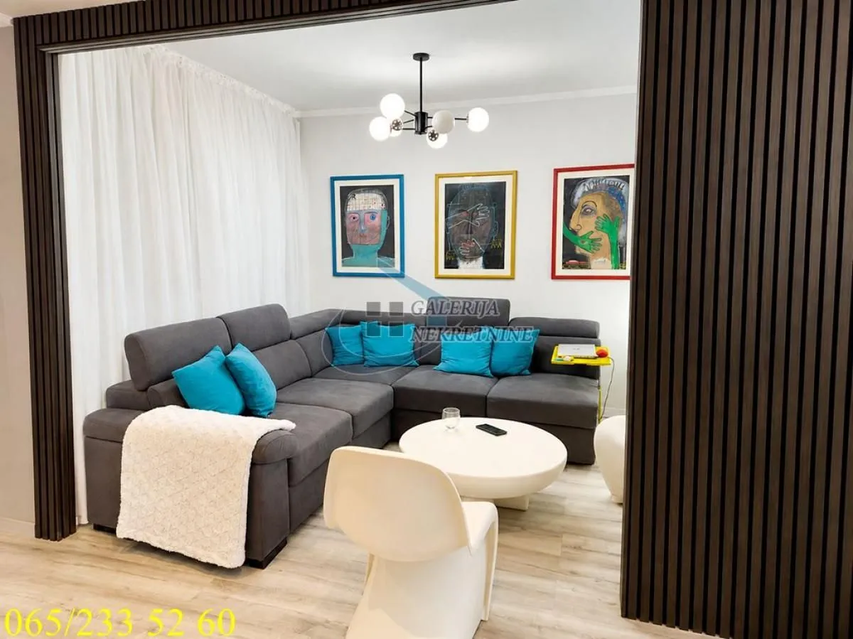 Prodaja, trosoban stan, 100m², Čukarica, Beograd